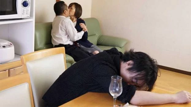Cheating Wife Megu Memezawa Gets Fucked By An Old Friend - Megu Memezawa (Pov Perv, Squirting) [2024 | FullHD]